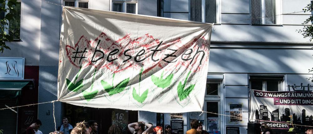 Im Internet hatten die Aktivisten die Aktion angekündigt.