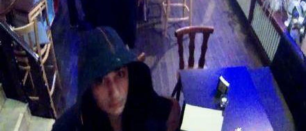 Wer hat diesen Mann gesehen?