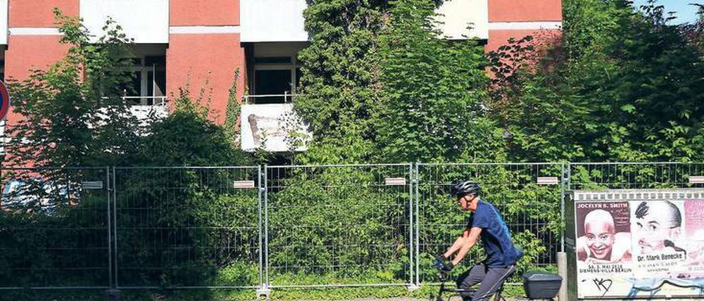 Das frühere Seniorenheim „Dr. Peter Bloch“ in Steglitz gehört heute einem privaten Eigentümer. Dieser tut – nichts.