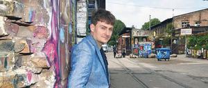 Sebastian Krämer – hier auf dem RAW-Gelände – hat viel über Berlin gesungen und tut das immer wieder.