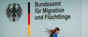 An den Problem nicht einfach vorbeirauschen. Das ist eine Konsequenz aus dem Bamf-Skandal.