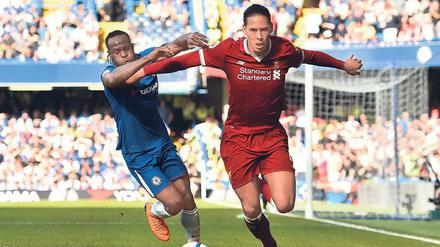 Hätte auch als Türsteher Karriere machen können. Virgil van Dijk (r.) ist der teuerste Verteidiger auf Erden.