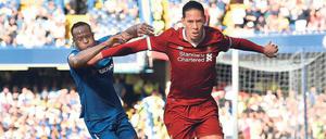 Hätte auch als Türsteher Karriere machen können. Virgil van Dijk (r.) ist der teuerste Verteidiger auf Erden.
