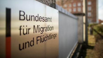 Außenansicht des Bundesamts für Migration und Flüchtlinge in Nürnberg 