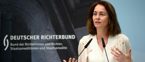 Katarina Barley (SPD), Bundesjustizministerin, will das Vertrauen in das Bamf wieder herstellen.