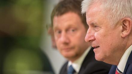 Bundesinnenminister Horst Seehofer und Sachsens Ministerpräsident Michael Kretschmer, CDU.