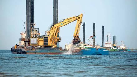 Baggern für russisches Gas. Bei Lubmin werden Vorbereitungen für Nord Stream 2 getroffen.