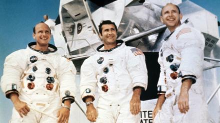 Alan Bean, rechts, als Mitglied der Apollo-12-Besatzung