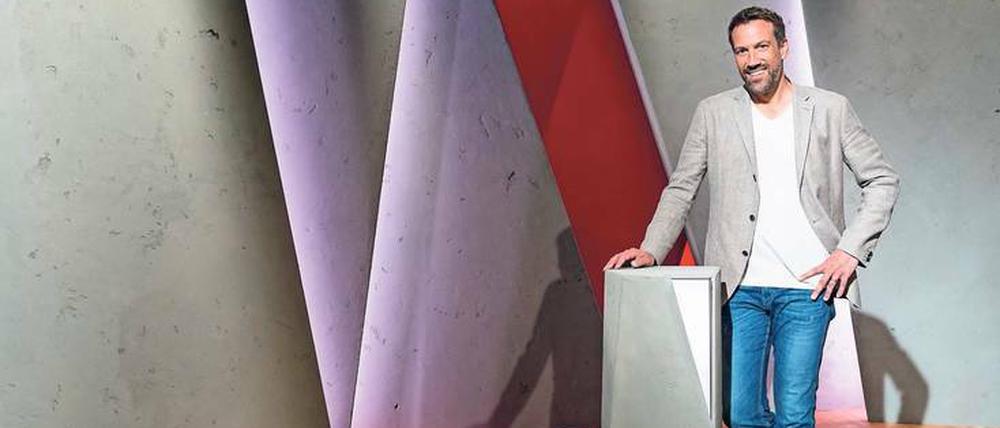 Die Beton-Deko stehe für das Kantige der „Wiso“-Themen, aber auch für den Lifestyle, über den berichtet wird, sagt Redaktionsleiter Marcus Niehaves. 