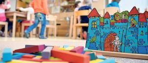 Wie eine Festung kommt manchen Eltern die Welt der Berliner Kitas vor, es ist einfach kein Reinkommen.