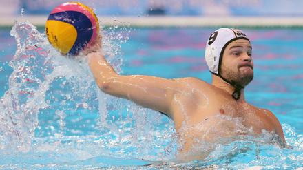 Ausholen zum großen Wurf. Nationalspieler Marko Stamm will mit Spandau die deutsche Meisterschaft gewinnen.