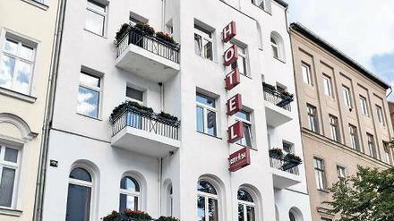 Umwidmung. Im Verlauf der Flüchtlingskrise wurden mehrere Berliner Hotels zu Notunterkünften umfunktioniert. 