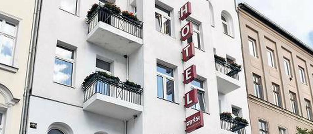 Umwidmung. Im Verlauf der Flüchtlingskrise wurden mehrere Berliner Hotels zu Notunterkünften umfunktioniert.