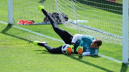 Manuel Neuer stand am Montag 30 Minuten im Tor.