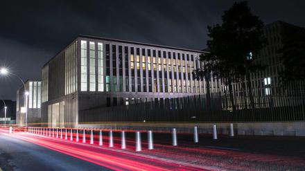 Der BND fischt einfach im größten Teich, monieren die Kläger vom Internet-Knoten De-Cix.