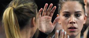 Check. Angie Geschke (l.), Emily Bölk &amp; Co. buchen das EM-Ticket für den Deutschen Handballbund.