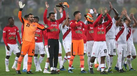 So feiert ein amtierender Weltmeister - zumindest inoffiziell.