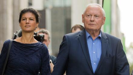 Sammeln Unterstützer für die Sammlungsbewegung: Linken-Politiker Sahra Wagenknecht und Oskar Lafontaine. 