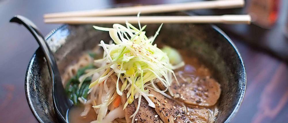Der Appetit auf japanische Nudelsuppe ist ungebrochen. Neue Kreationen gibt es jetzt im "Ramen x Ramen" in Friedrichshain.