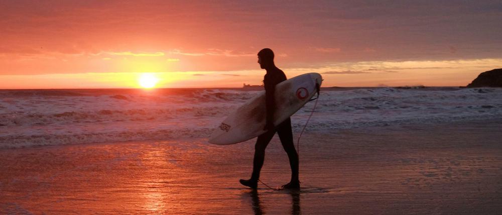 Surfen, eine lebenslange Leidenschaft des Reporters William Finnegan.