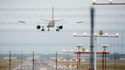 Die Flugzeuge in Hamburg fliegen wieder. 
