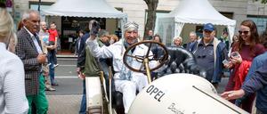 Heidi Hetzer machte letztes Jahr auch mit. 