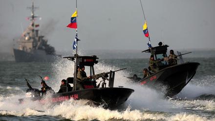 Wegen der Krise sind Marine und Küstenwache auf ein Minimum zusammengeschrumpft.
