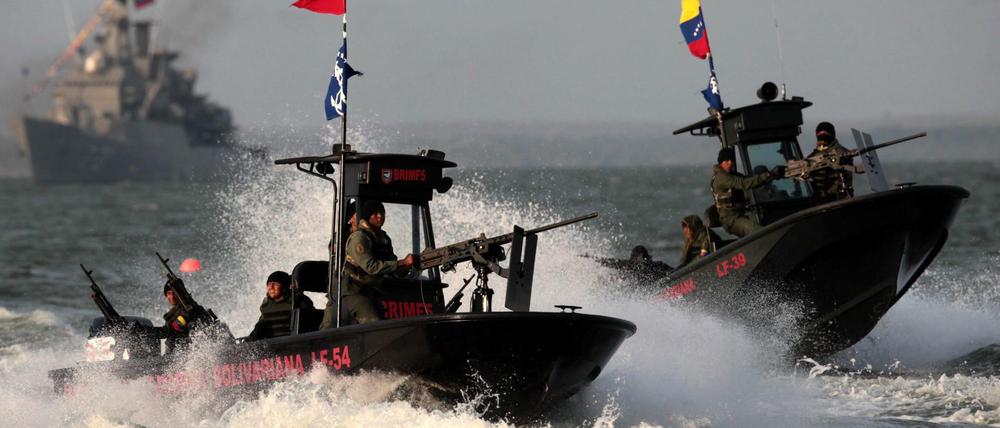 Wegen der Krise sind Marine und Küstenwache auf ein Minimum zusammengeschrumpft.