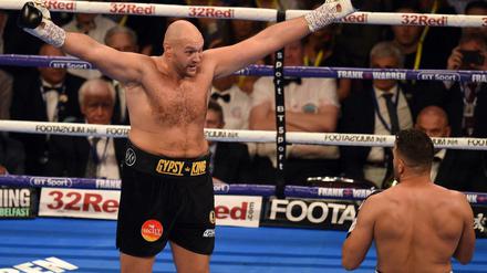 Tyson Fury im Ring. Ein echter Gegner war Sefer Seferi jedoch nicht. 