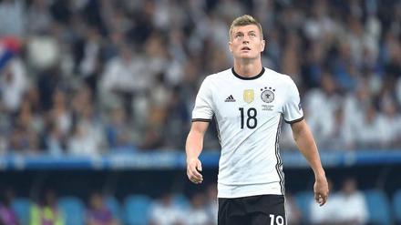 Mit dem Europameistertitel klappte es 2016 nicht. Vielleicht aber steht Toni Kroos im Sommer 2018 im Zenit seiner Schaffenskraft. 