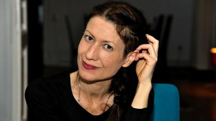 Preisgekrönte Autorin und Regisseurin. Ivana Sajko wurde 1975 in Zagreb geboren und lebt und arbeitet in Berlin.