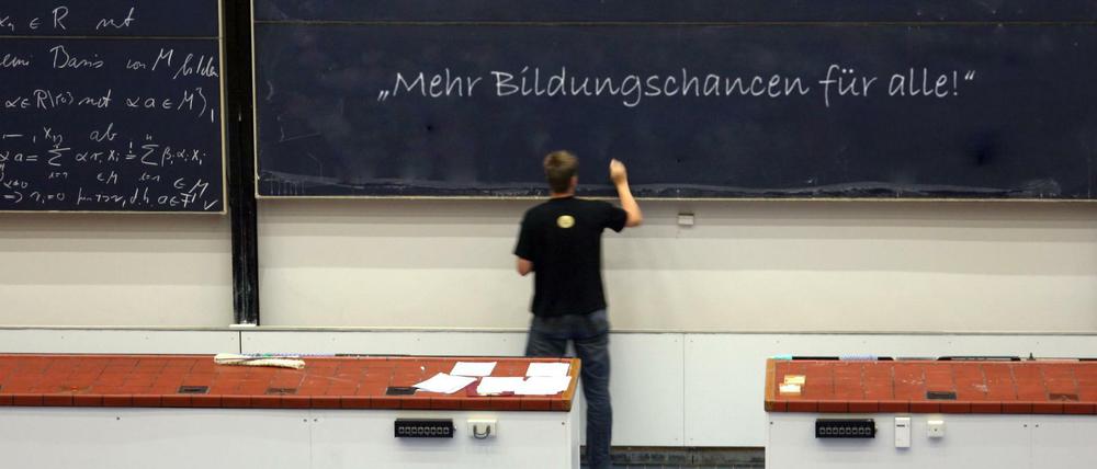 Die Bildungs-Chancen-Lotterie will die erste deutsche Soziallotterie sein, die ihren Fokus gezielt auf die Förderung von Bildungsprojekten setzt. 