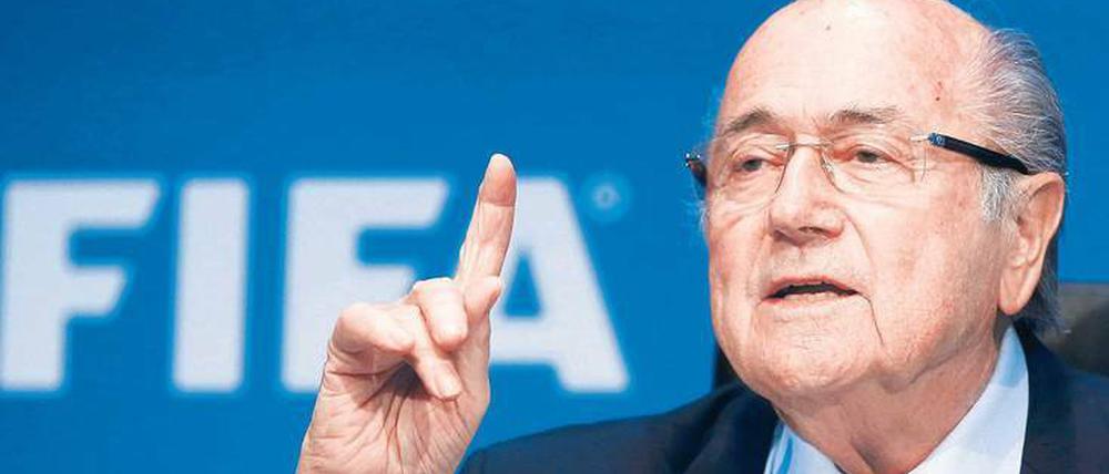 Hat dem Fußball keinesfalls abgeschworen. Ex-Fifa-Präsident Joseph Blatter. Sein WM-Favorit lautet übrigens Brasilien.