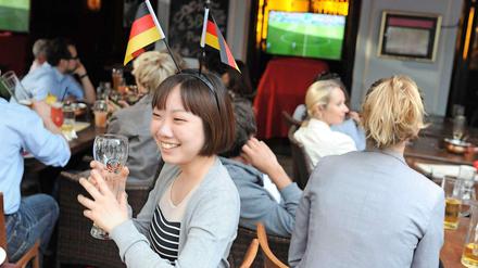 Gutes Bauchgefühl. Die Fußball-WM wird beim Public Viewing zu einem besonderen Genuss, wenn auch die Küche stimmt.