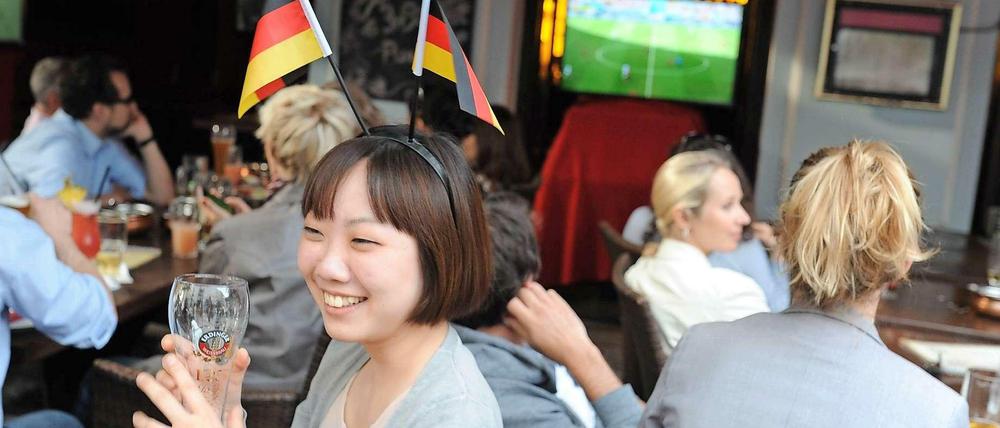 Gutes Bauchgefühl. Die Fußball-WM wird beim Public Viewing zu einem besonderen Genuss, wenn auch die Küche stimmt.
