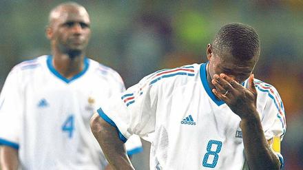 Zum Heulen. Frankreichs Kapitän Marcel Desailly nach dem frühen Aus bei der WM 2002.