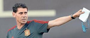 Fernando Hierro soll es jetzt bei den Spaniern richten. 