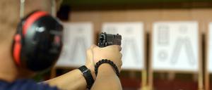 Training auf einem Berliner Schießstand.