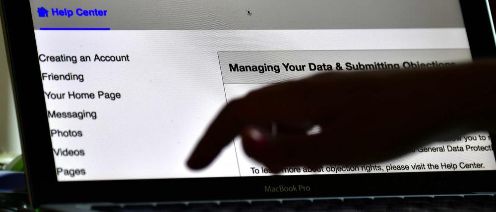 Die französischen Gesetzgeber wollen gegen die Verbreitung von "Fake News" über Plattformen wie Facebook vorgehen.