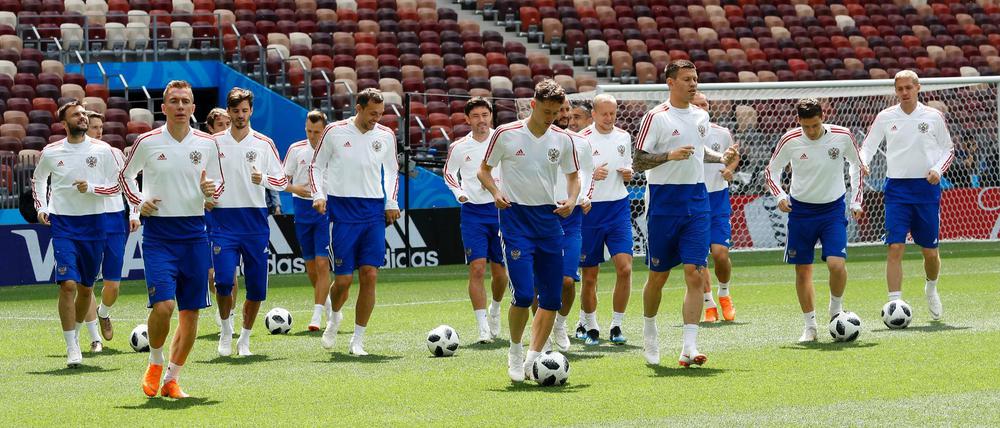 Abschlusstraining der Russen vor dem Spiel gegen Saudi-Arabien im Luschnikistadion in Moskau. 