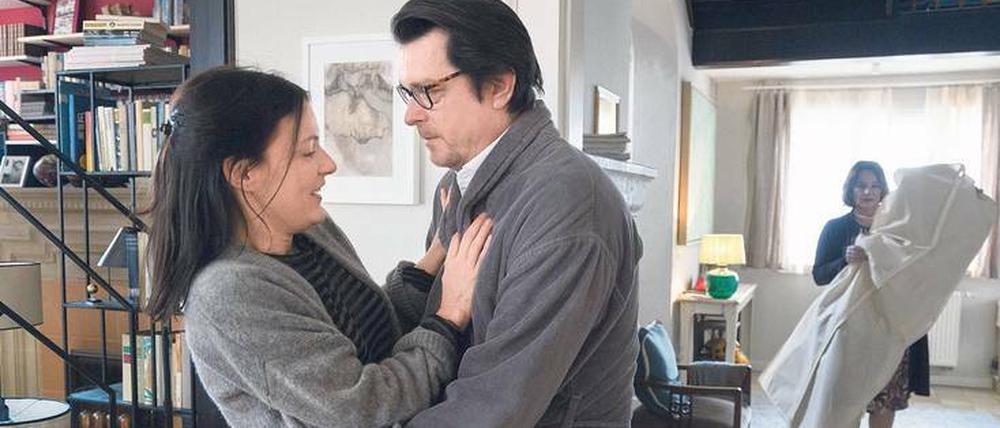 Auf der Flucht vor neuer Festlegung: Katrin (Nicolette Krebitz) und Horst (Peter Prager).