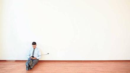 Kurz angebunden. Manche Menschen geraten regelrecht in Panik, wenn der Batteriebalken rot blinkt. 