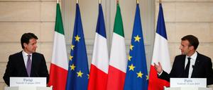 Es war das erste Treffen des französischen Präsidenten Emmanuel Macron (r.) und des neuen Premier Italiens Giuseppe Conte.