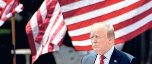 „America first“ hatte Donald Trump als das Motto seiner Präsidentschaft ausgerufen. Das setzt er konsequent um – und verprellt so Partner in aller Welt. 