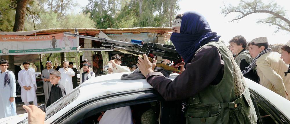 Nur drei Tage hielt der Waffenstillstand. Jetzt kam es zu erneuten Gefechten zwischen den Taliban und afghanischen Sicherheitskräften.
