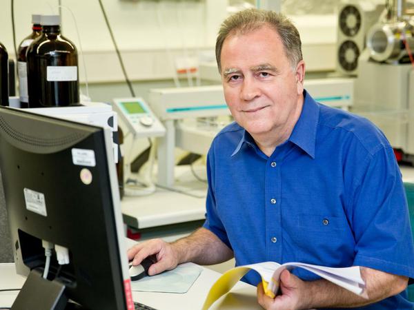 Fritz Sörgel, 67, leitet das Institut für Biomedizinische und Pharmazeutische Forschung (IBMP) in Nürnberg.