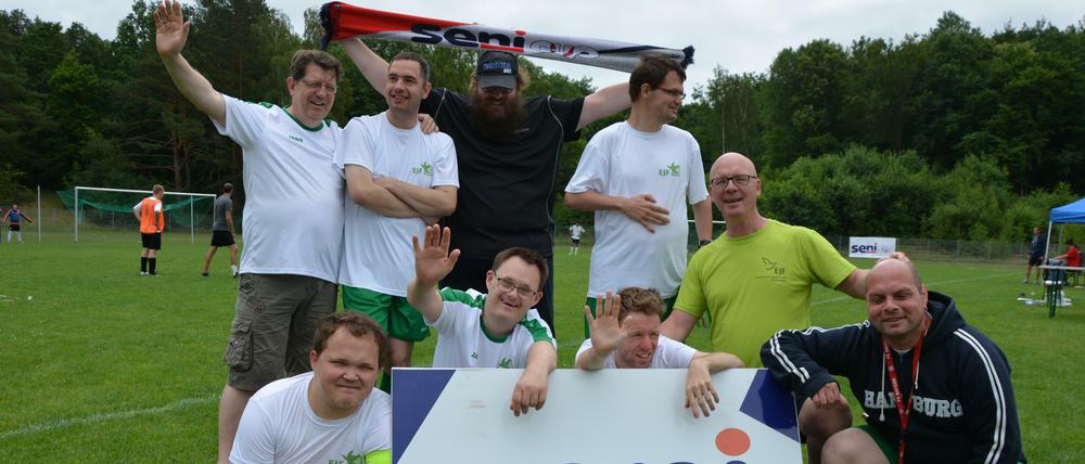 Voller Körpereinsatz. Auch die EJG gemeinnützige AG Lebensräume Berlin war dabei.