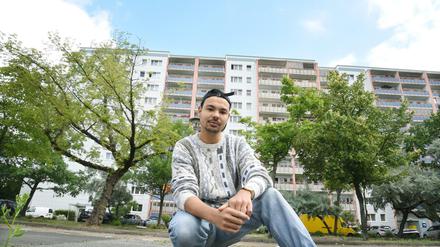 Rapper Anoki ist froh, wenn das Geld für den Proberaum reicht. Bei der Fête de la Musique tritt er in Lichtenberg auf.