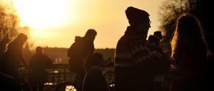 Sonnenuntergang auf der Admiralbrücke: Ein Hotspot vieler Touristen.