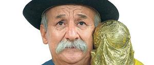 Er steht für die brasilianische Trauer, jetzt führen seine Söhne sein Vermächtnis weiter: Clovis Acosta Fernandes.